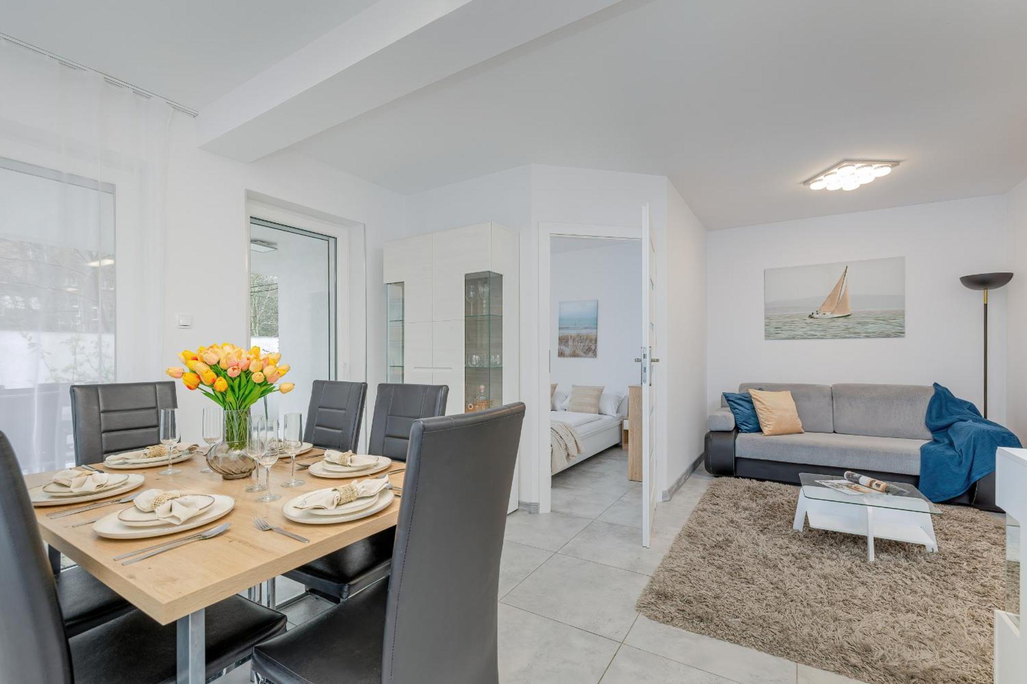 Family Apartments Herberta With Terrace And Parking By Rent Like Home Swinoujscie Exterior foto